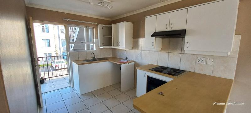 To Let 2 Bedroom Property for Rent in Guldenland Western Cape